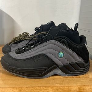 DC shoes collab with Rokit